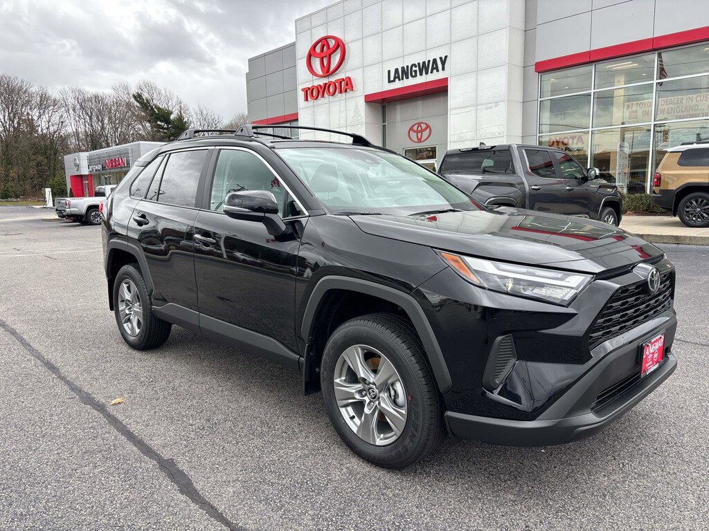 New 2025 Toyota RAV4 XLE SUV
