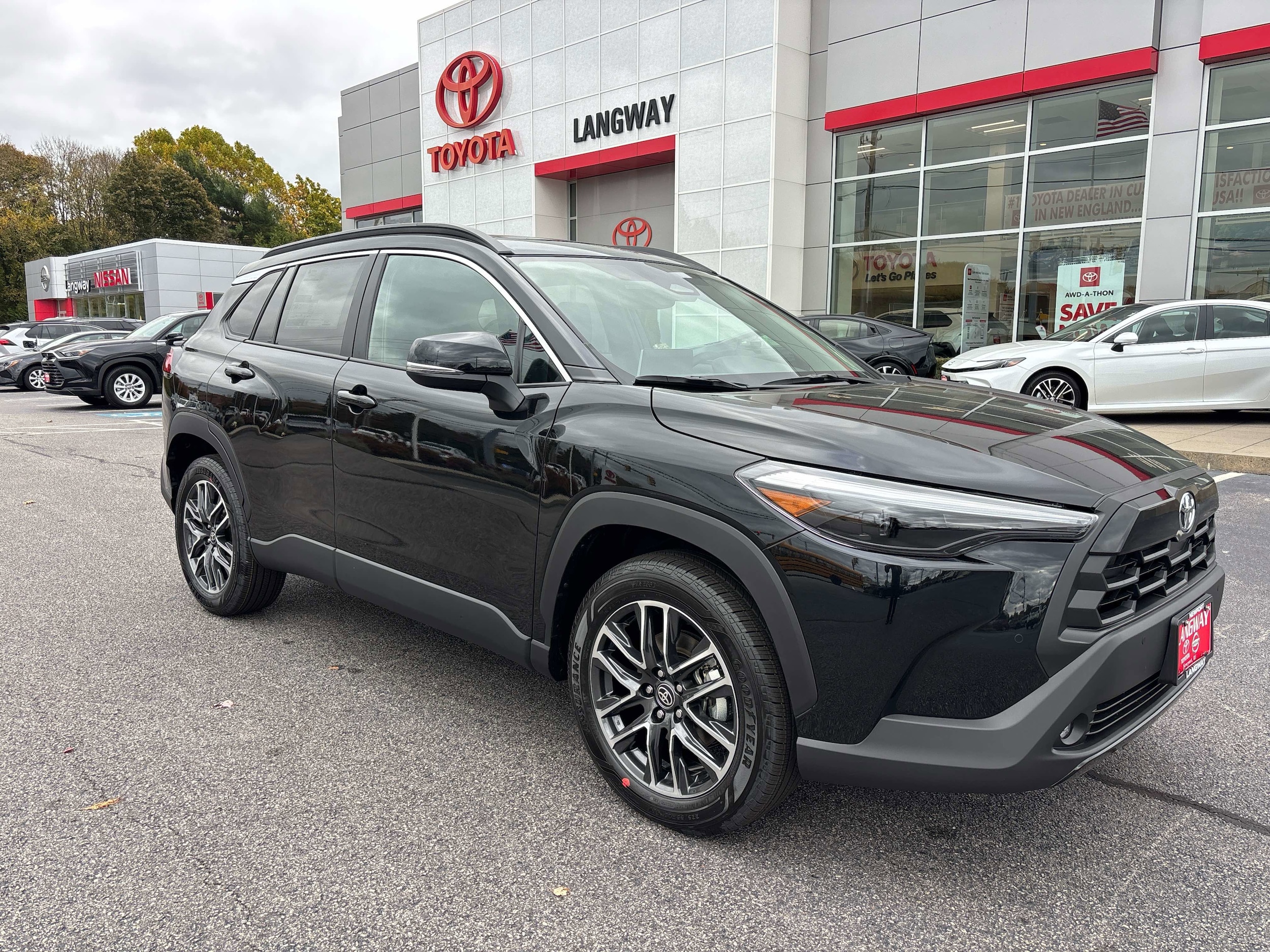 2026 Toyota Corolla Cross XLE's photo