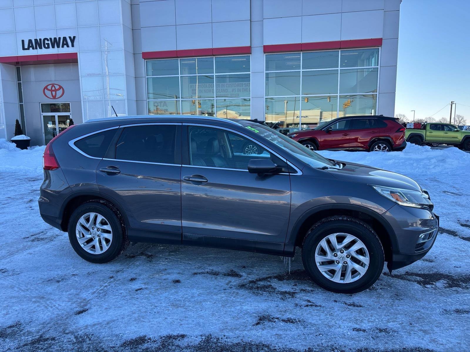 Used 2015 Honda CR-V EX-L with VIN 2HKRM4H79FH655841 for sale in Middletown, RI