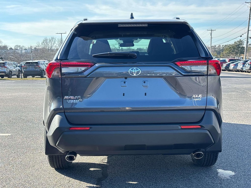 New 2025 Toyota RAV4 XLE SUV