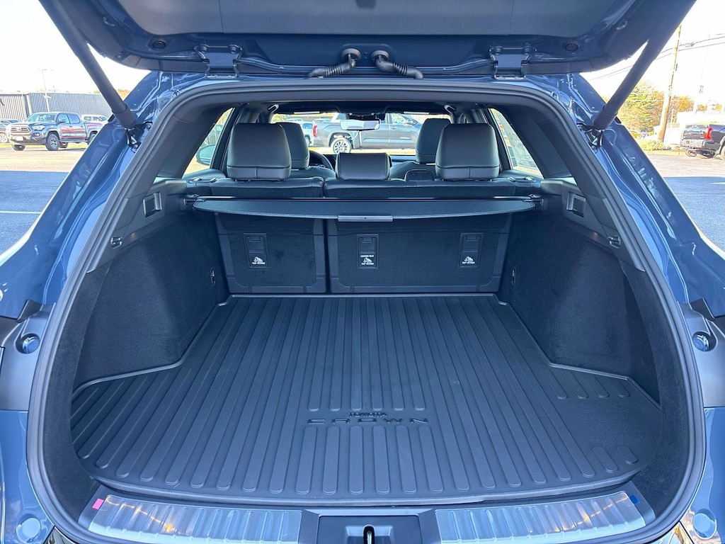 New 2025 Toyota Crown Signia Limited SUV