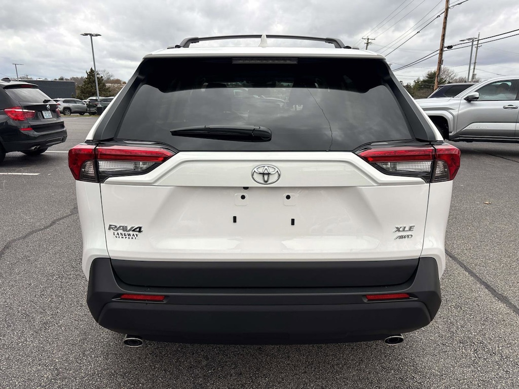 New 2025 Toyota RAV4 XLE SUV