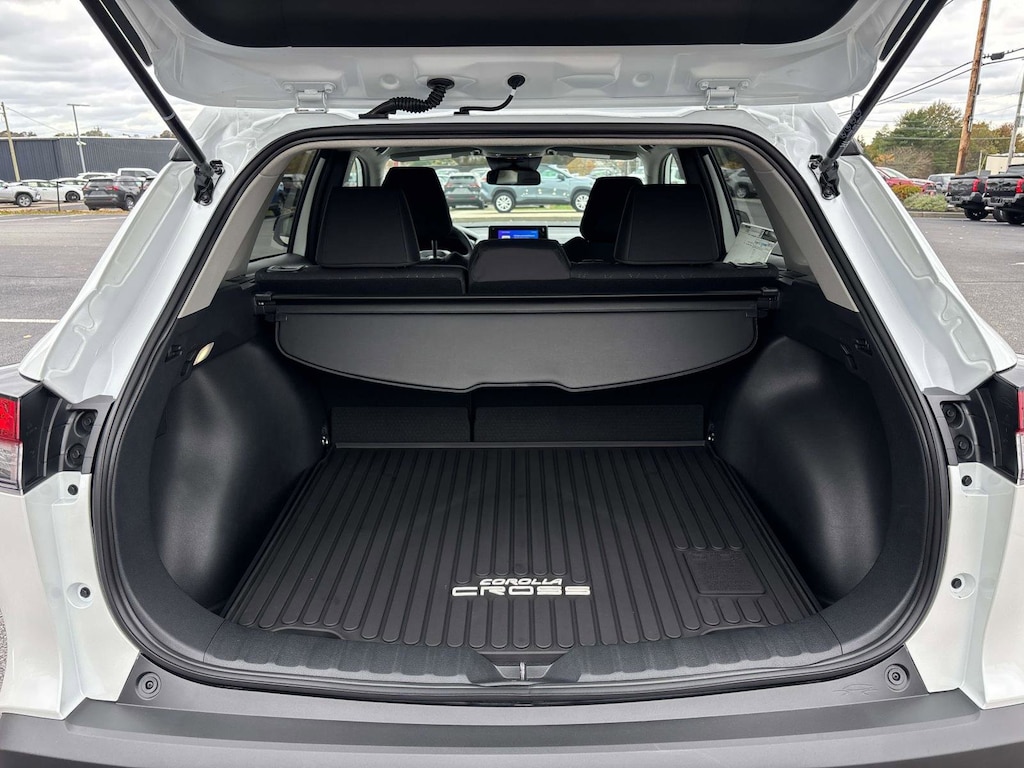 New 2026 Toyota Corolla Cross LE SUV