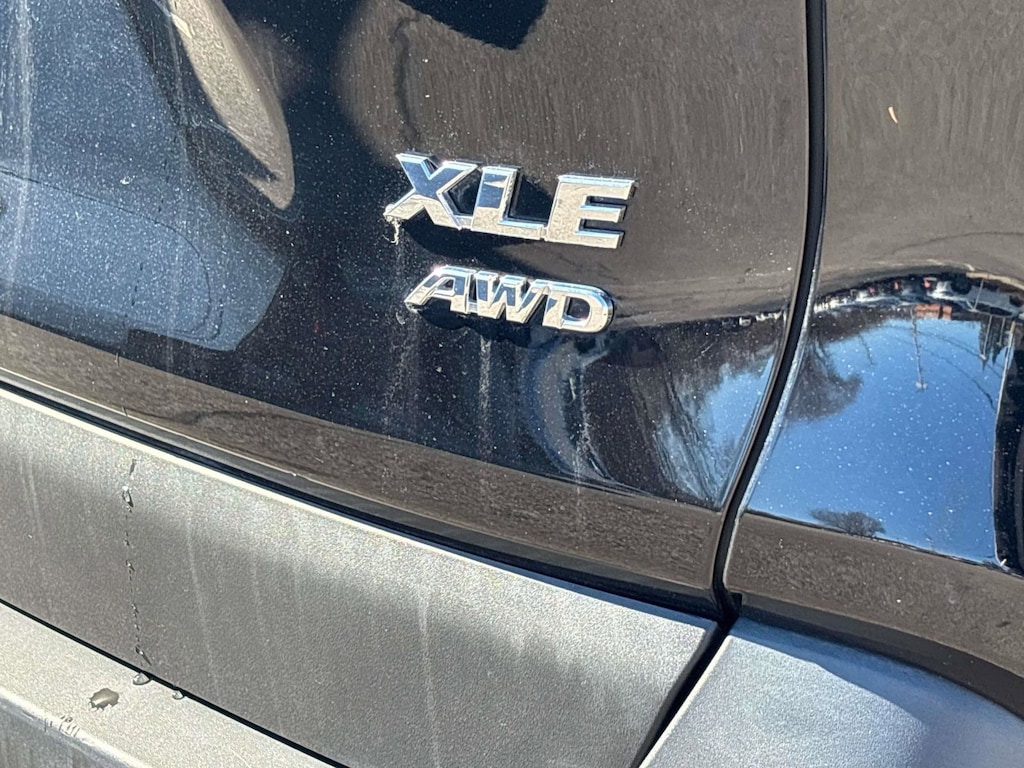 Certified 2019 Toyota Rav4 XLE Power Moonroof / Heated Seats SUV