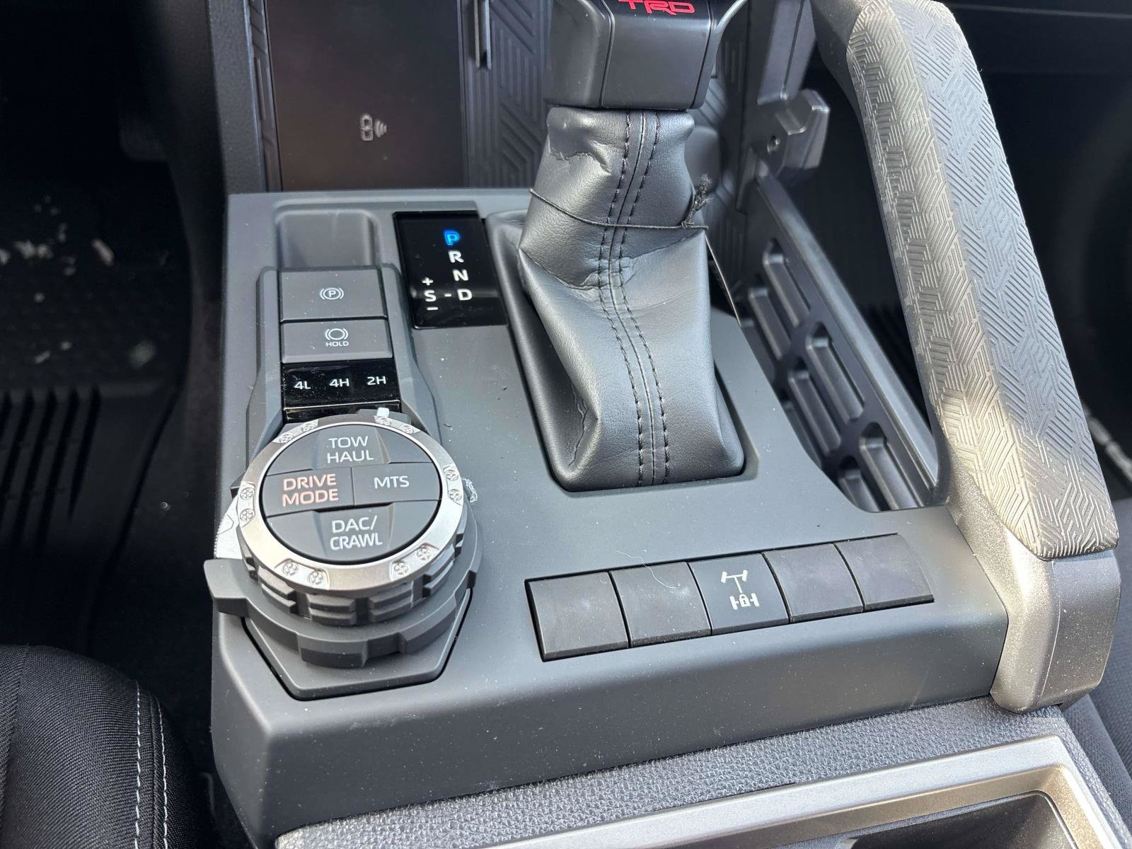 2026 Toyota Tacoma TRD Off Road - Photo 10