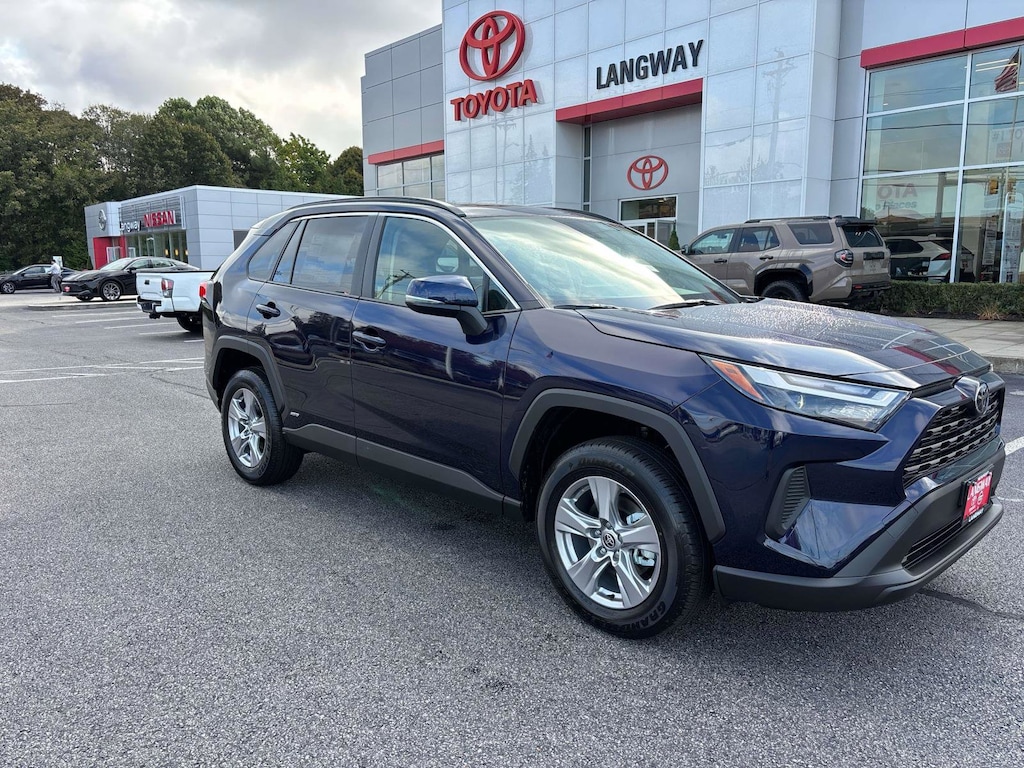 New 2025 Toyota RAV4 Hybrid XLE SUV