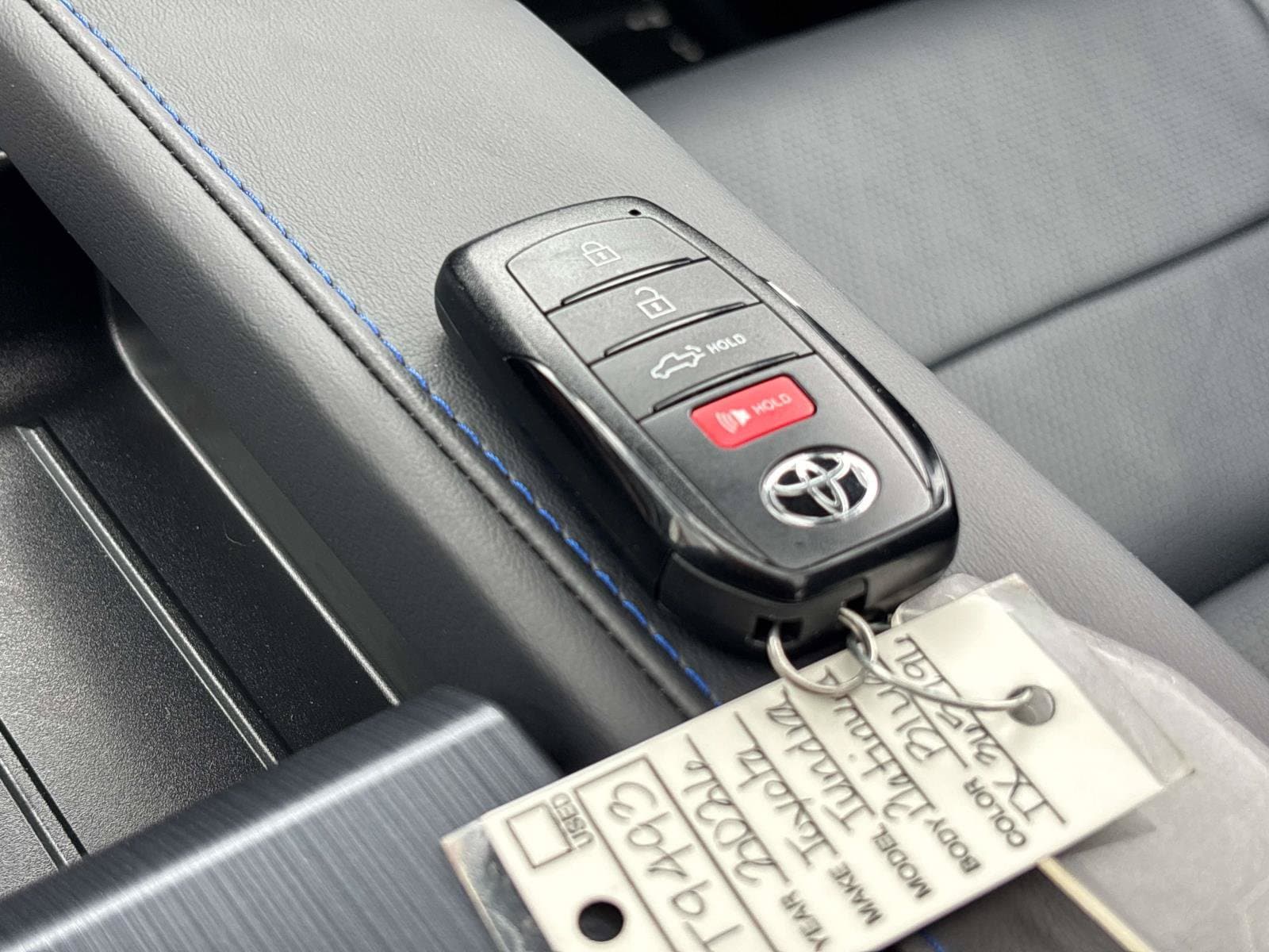 2026 Toyota Tundra Platinum - Photo 14