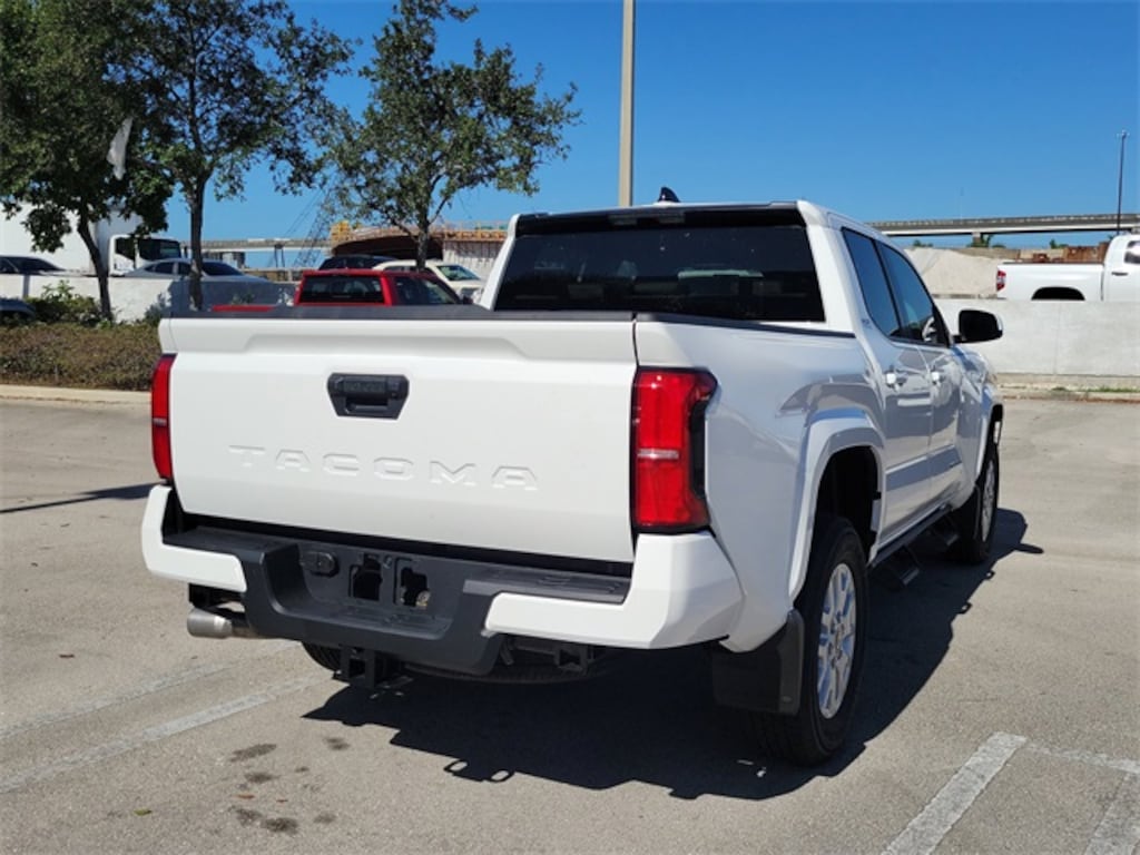 New 2025 Toyota Tacoma SR5 Truck Double Cab