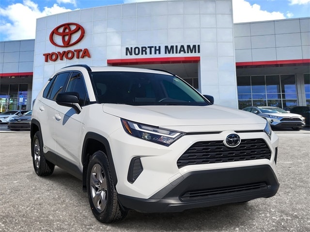 2025 Toyota RAV4 Hybrid SUV 