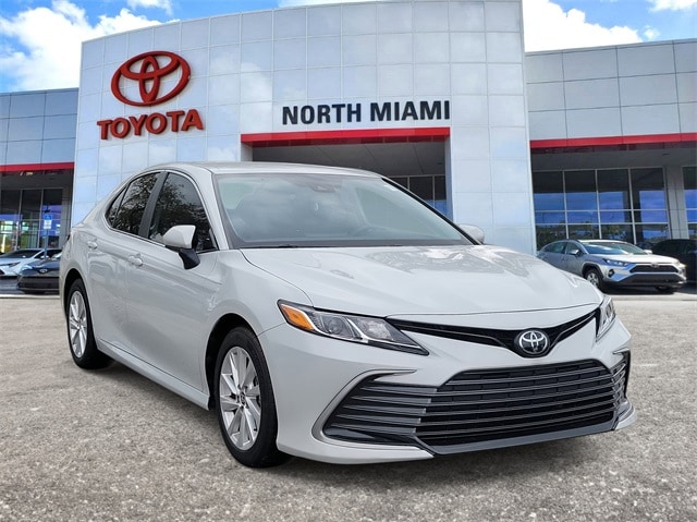 2024 Toyota Camry Sedan 