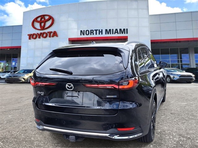 2024 Mazda CX-90 Plug-in Hybrid Premium photo 4