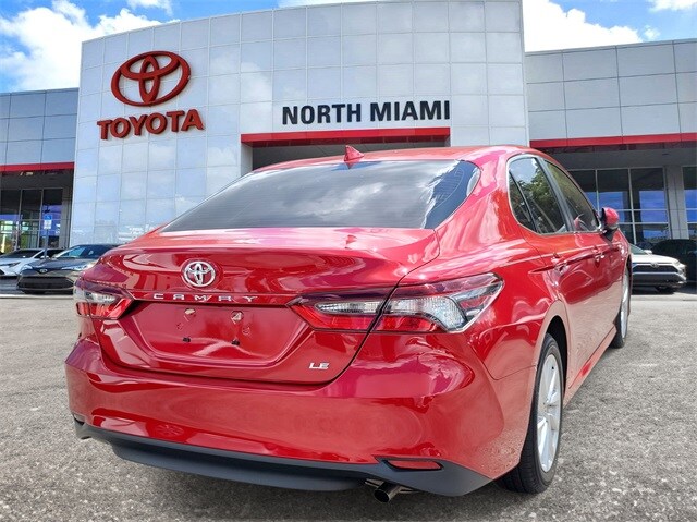 2023 Toyota Camry LE photo 4