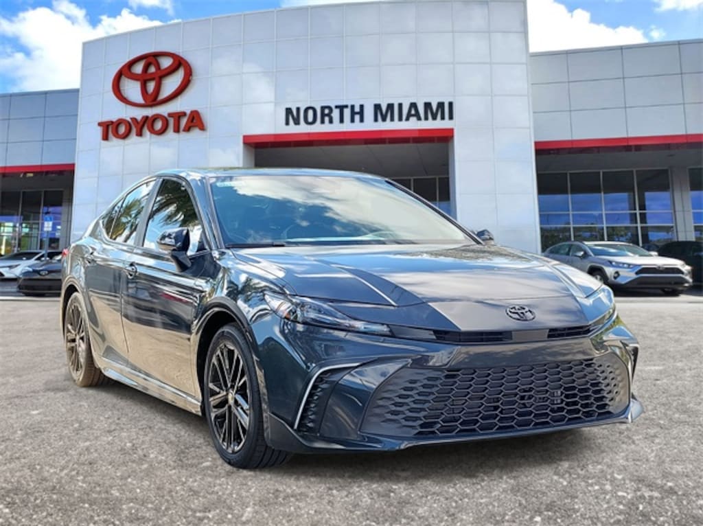 New 2026 Toyota Camry SE Sedan