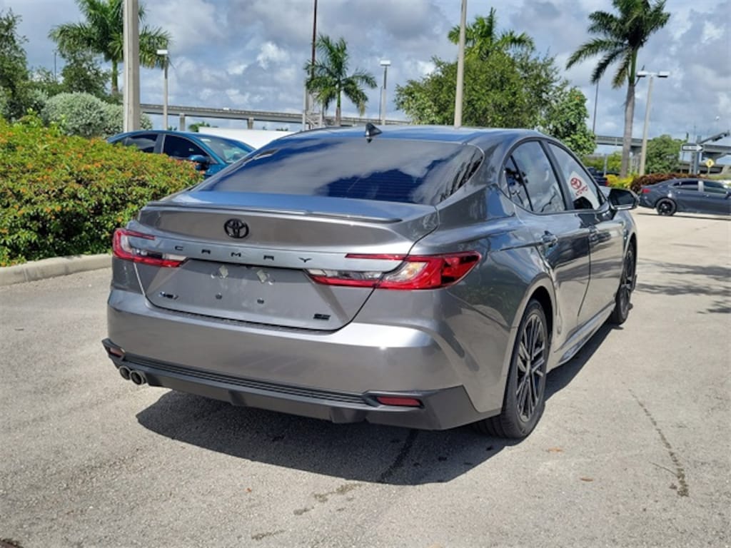 New 2026 Toyota Camry SE Sedan