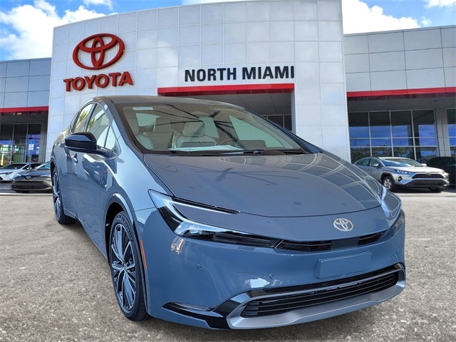 2026 Toyota Prius Hatchback 