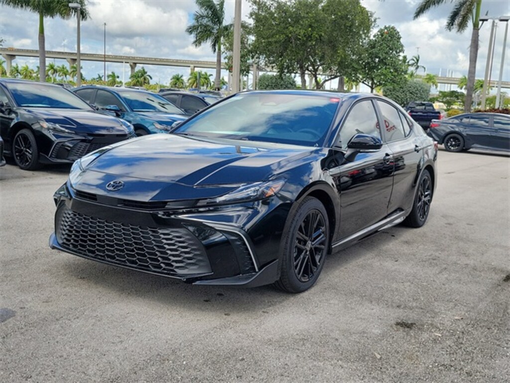 New 2026 Toyota Camry SE Sedan