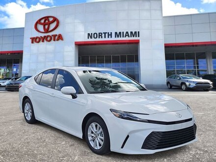 2025 Toyota Camry LE Sedan