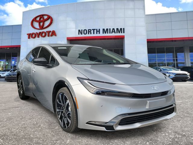 2026 Toyota Prius XSE's photo