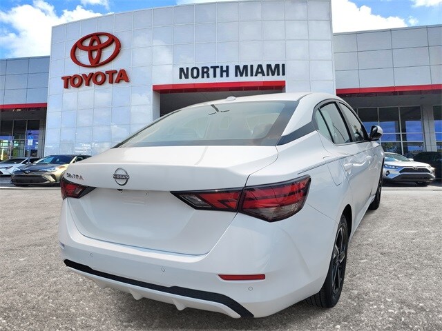 2025 Nissan Sentra SV photo 4