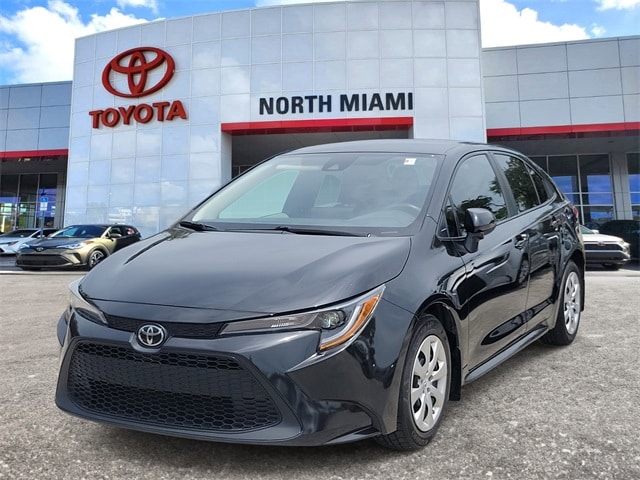 Used 2022 Toyota Corolla LE with VIN 5YFEPMAE4NP368939 for sale in Northfield, Minnesota