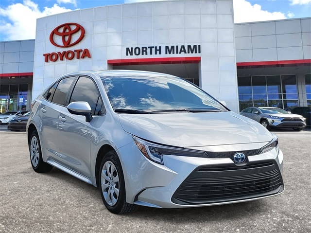 2025 Toyota Corolla Hybrid Sedan 