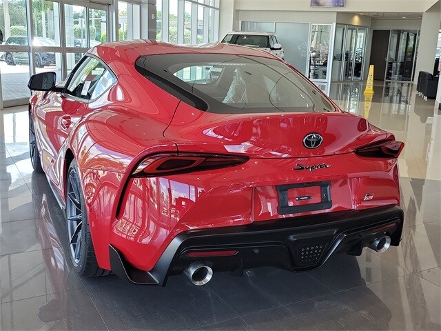 2026 Toyota Supra 3.0 Premium photo 3