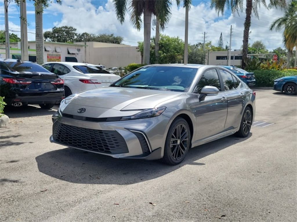 New 2026 Toyota Camry SE Sedan