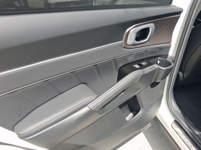 2026 Kia Sorento SX Prestige Hybrid - Photo 9