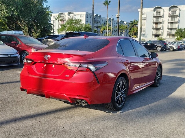 2023 Toyota Camry SE photo 3