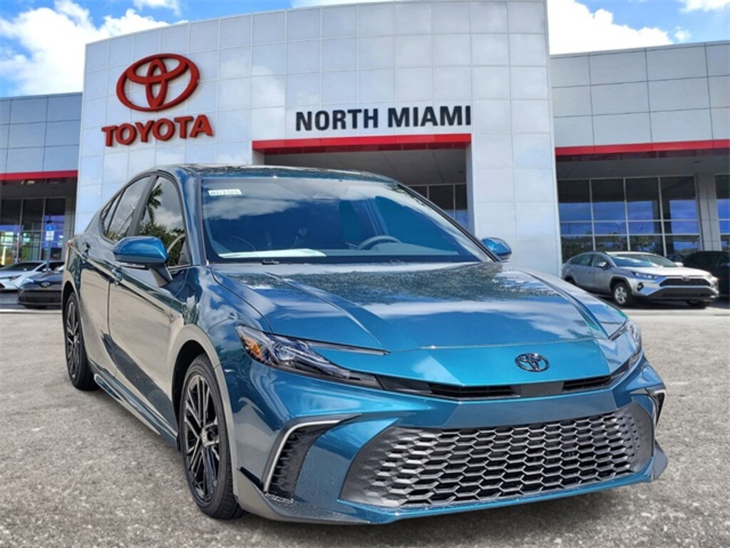 New 2026 Toyota Camry SE Sedan