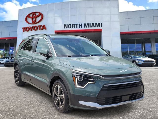2023 Kia Niro EX HEV's photo