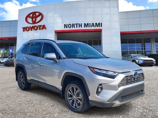 2024 Toyota RAV4 Limited's photo