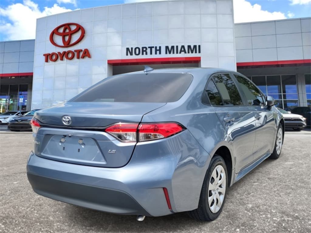 Used 2024 Toyota Corolla LE Sedan