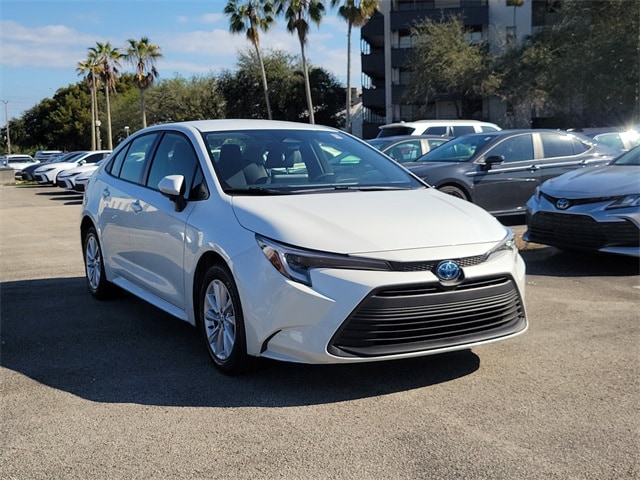 2025 Toyota Corolla LE