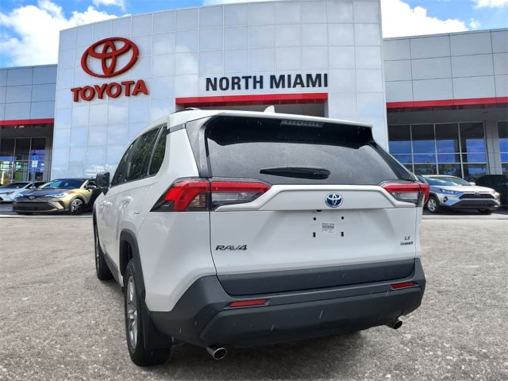 Used 2024 Toyota RAV4 Hybrid LE SUV