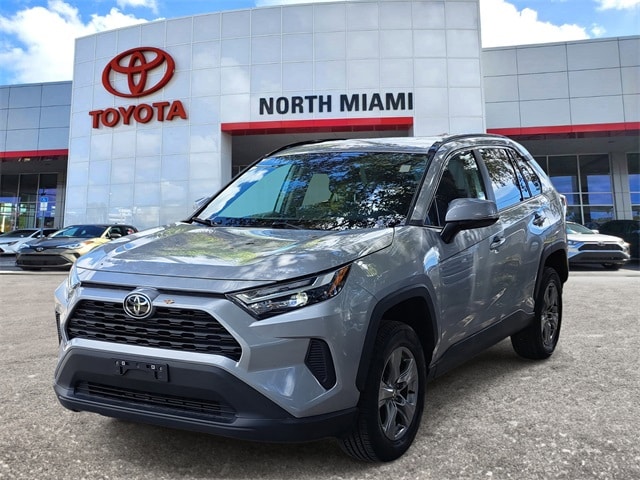 Used 2023 Toyota RAV4 XLE with VIN 2T3P1RFV5PW382728 for sale in Northfield, Minnesota
