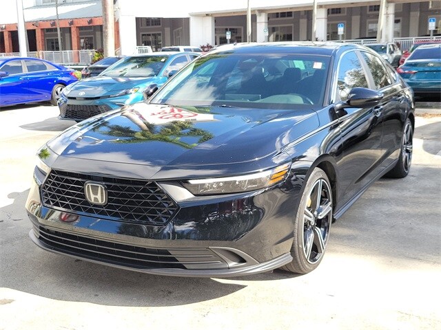 2023 Honda Accord Hybrid Sport photo 2