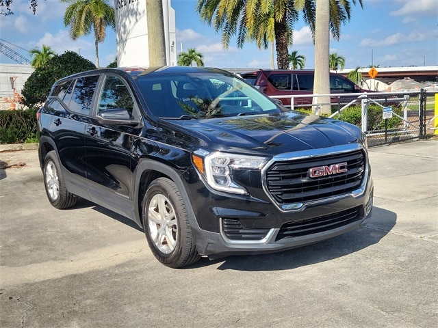 2022 GMC Terrain SLE's photo