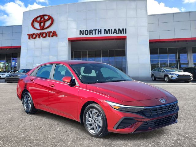 2025 Hyundai Elantra Blue
