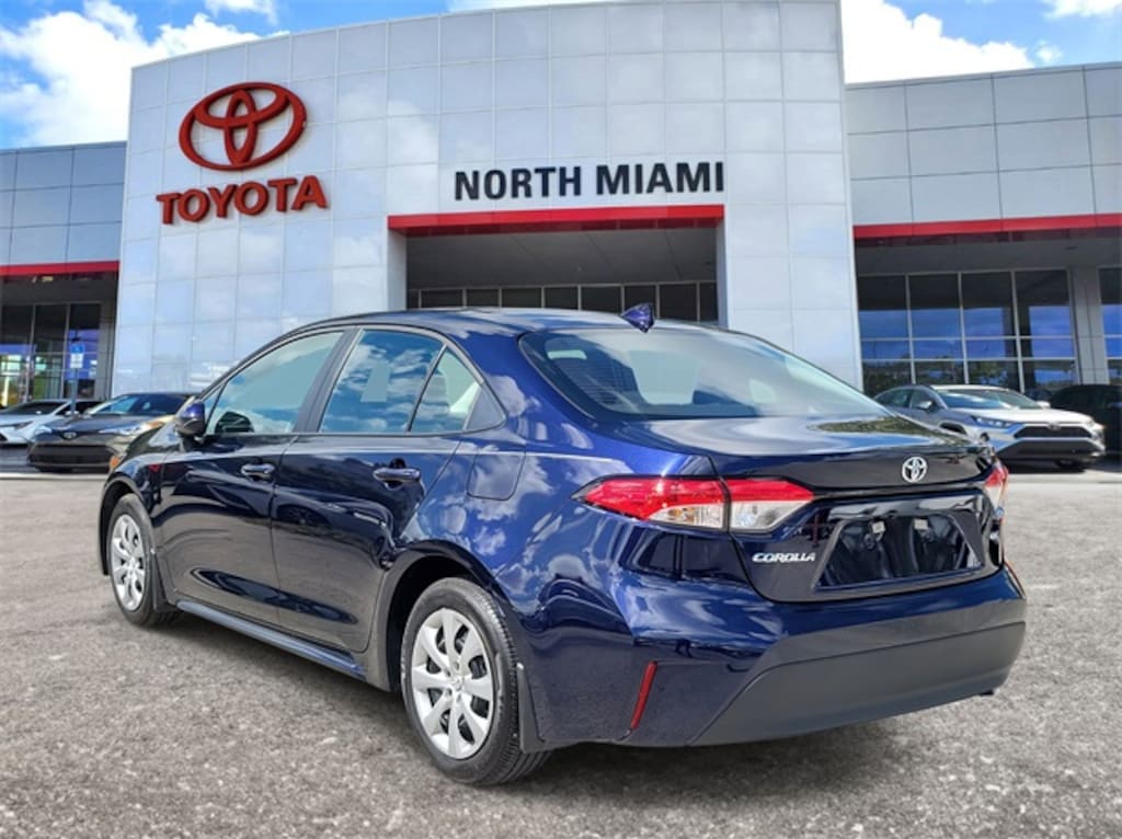 Used 2025 Toyota Corolla LE Sedan