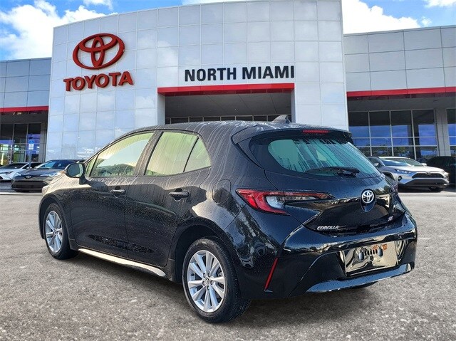 2024 Toyota Corolla SE photo 3