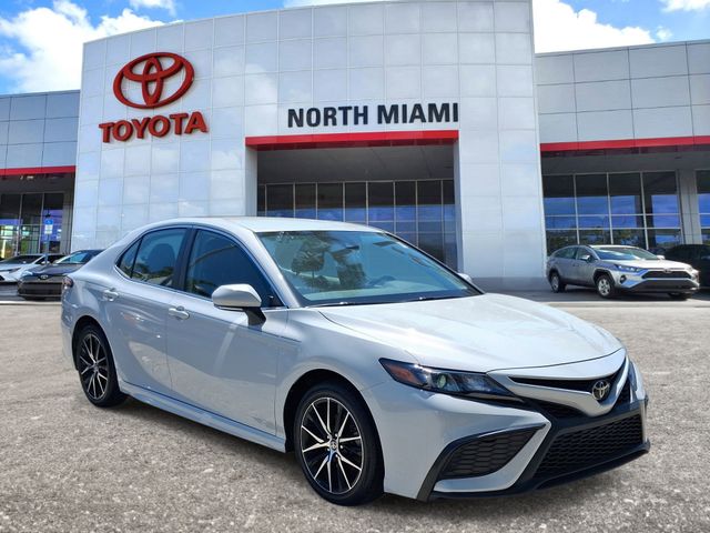 2023 Toyota Camry Sedan 