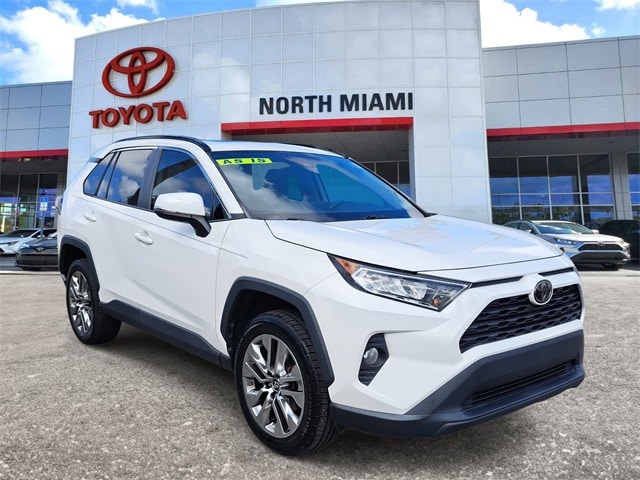 2019 Toyota RAV4 SUV  2019 Toyota RAV4 SUV
