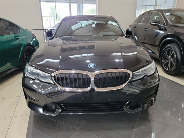 2022 Bmw 330e 3-Series photo 3