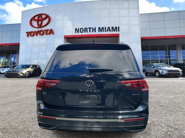 2022 Volkswagen Tiguan SE photo 3