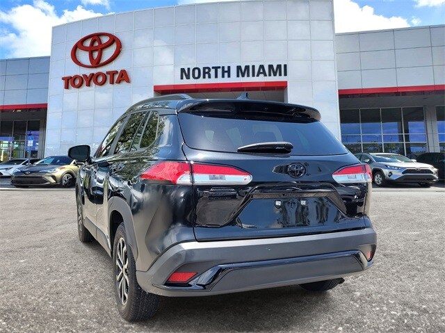 2023 Toyota Corolla Hybrid SE photo 3