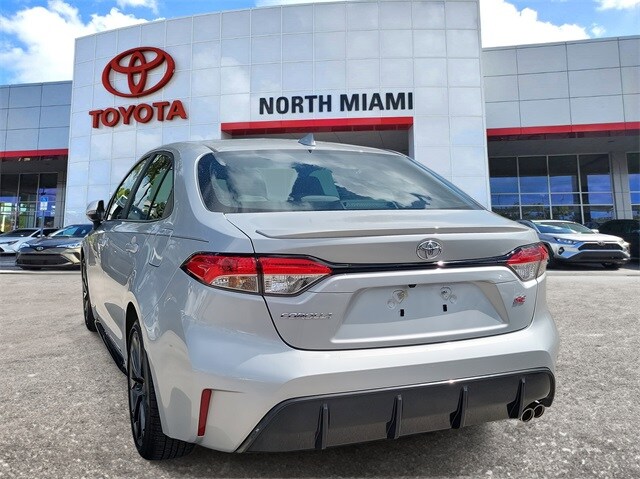 2024 Toyota Corolla SE photo 3