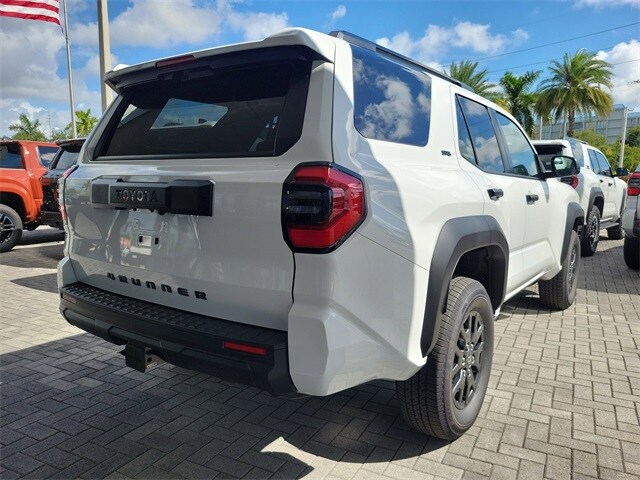 2025 Toyota 4Runner SR5 photo 3