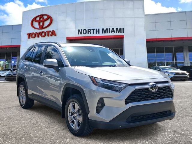 2025 Toyota RAV4 SUV 