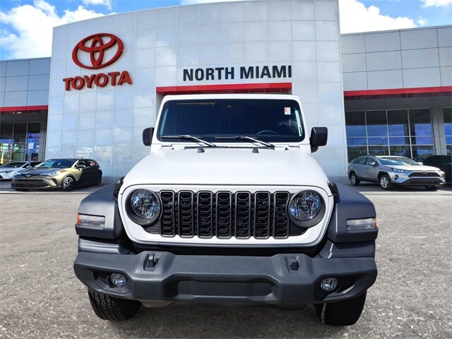 2024 Jeep Wrangler Sport photo 2